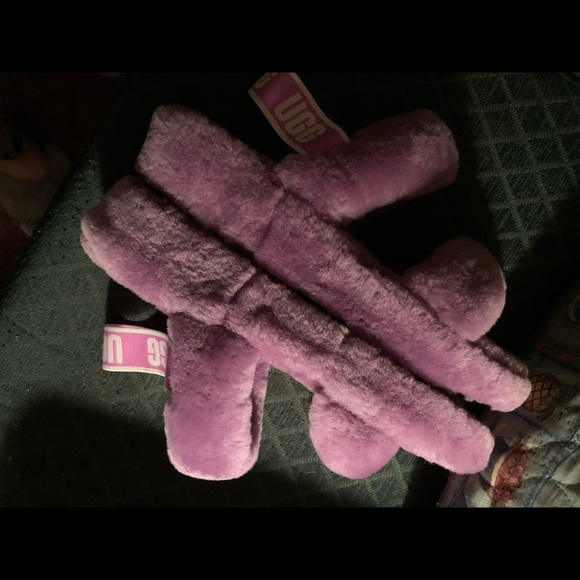 UGG OH YEAH* IN MAGNOLIA, (medium purple) sz10 - Picture 6 of 9
